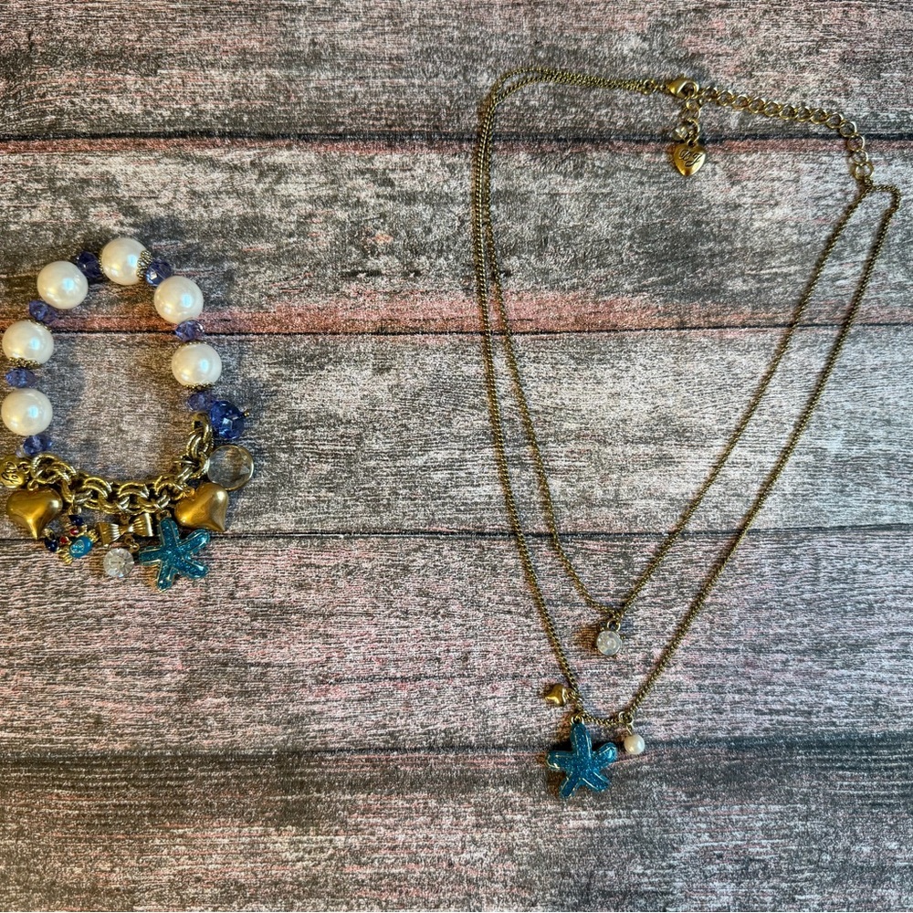 Y2K Betsey Johnson Gold and Blue Starfish & Pearl Necklace & Bracelet